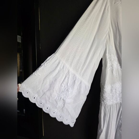 Soft Surroundings Icon Melissani Tunic White Embroidered Eyelet Size L Boho - Picture 4 of 14